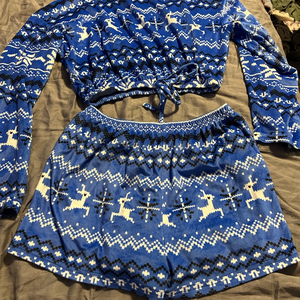 Blue Reindeer Pattern Pajamas